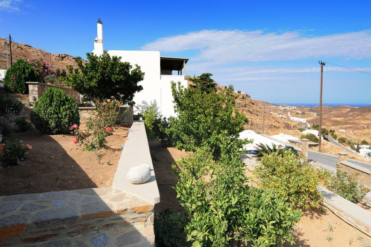The Blue Horizon Villa Livadi  Luaran gambar